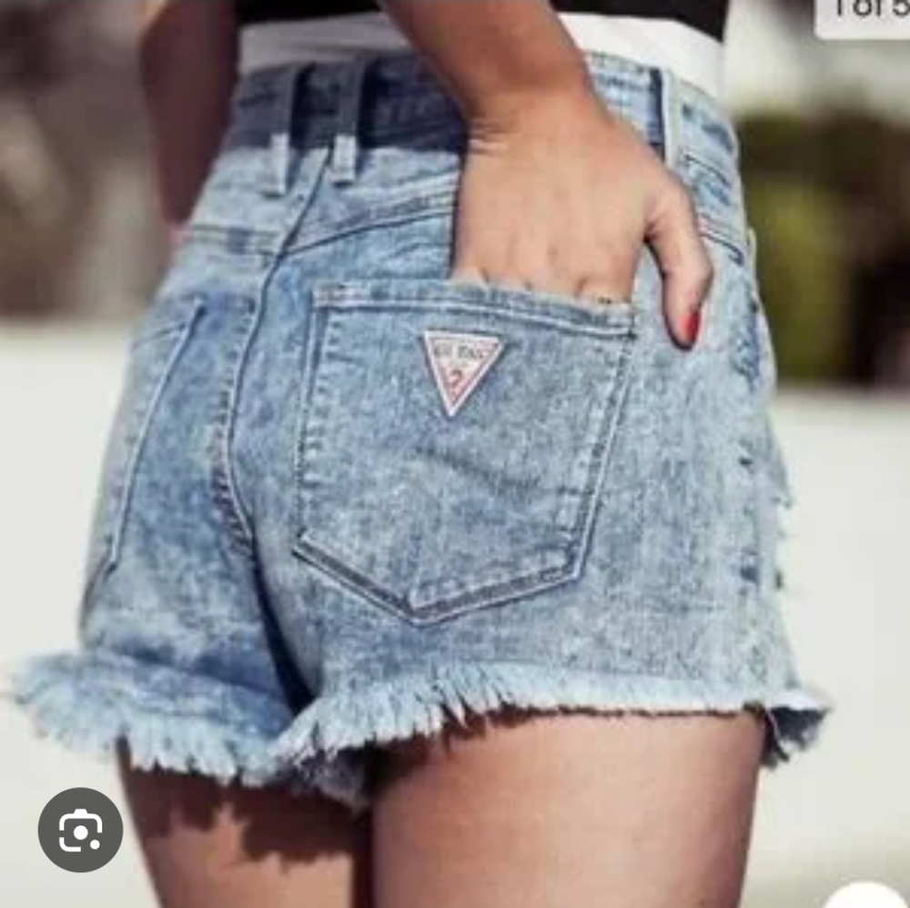 Guess Acid Indigo Wash Cut Off Raw Hem Denim Shorts Womens Size 26